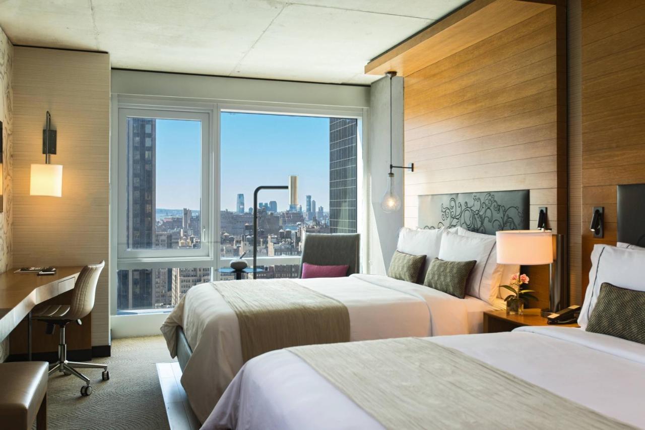Renaissance New York Midtown Hotel Экстерьер фото