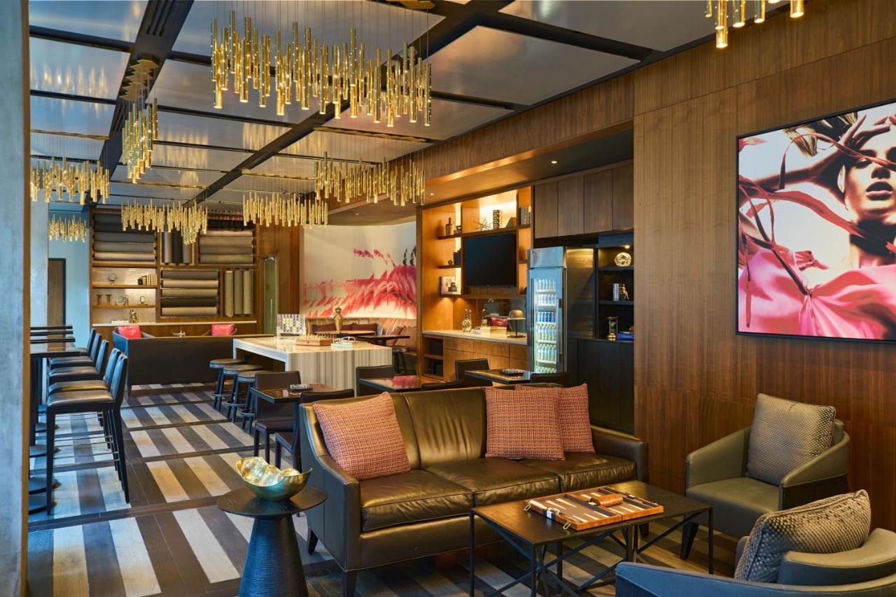 Renaissance New York Midtown Hotel Экстерьер фото