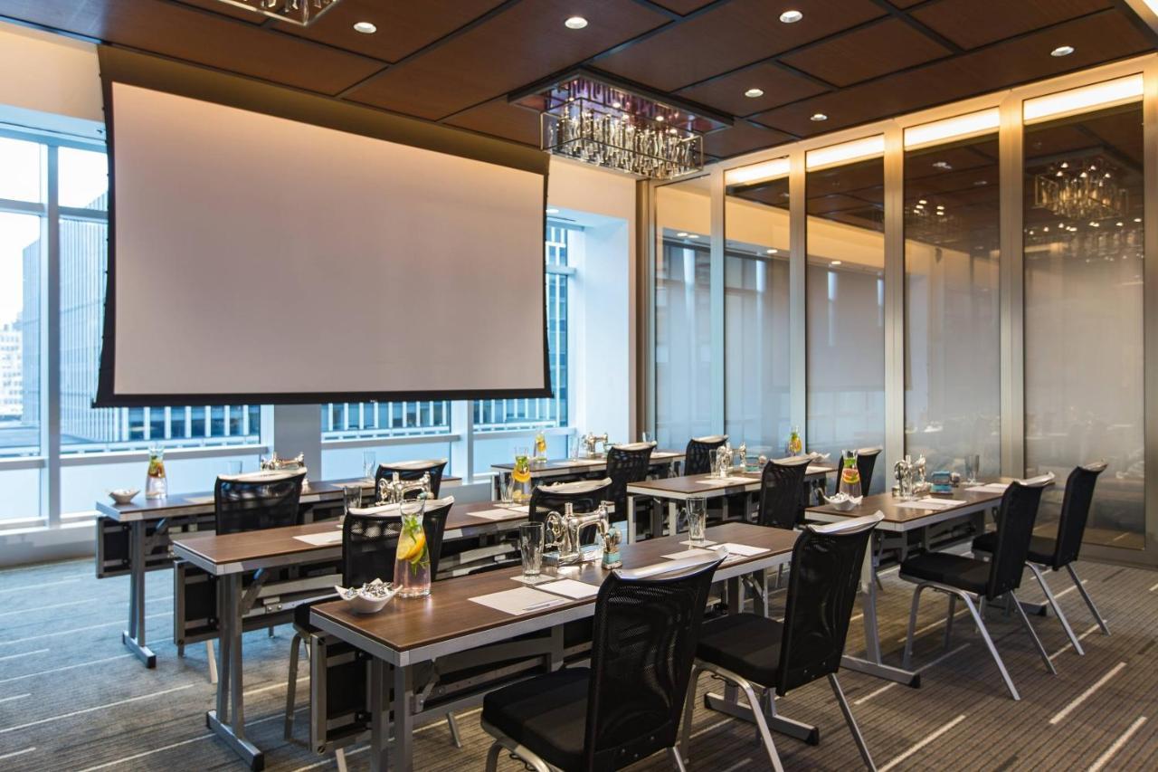 Renaissance New York Midtown Hotel Экстерьер фото