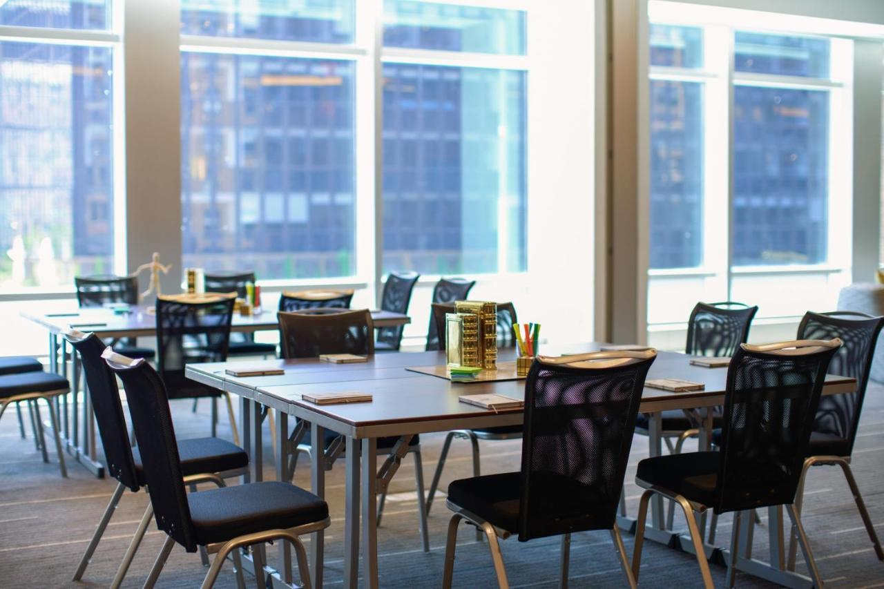 Renaissance New York Midtown Hotel Экстерьер фото