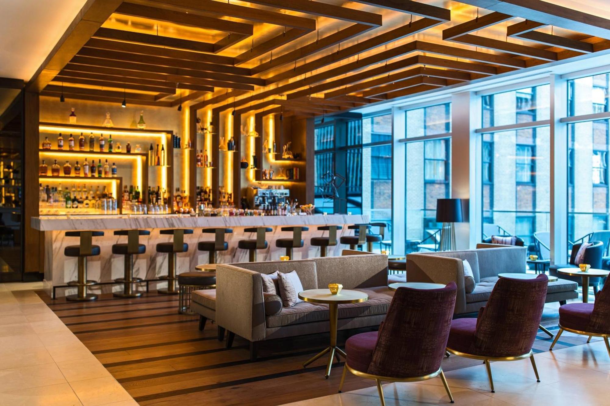 Renaissance New York Midtown Hotel Экстерьер фото