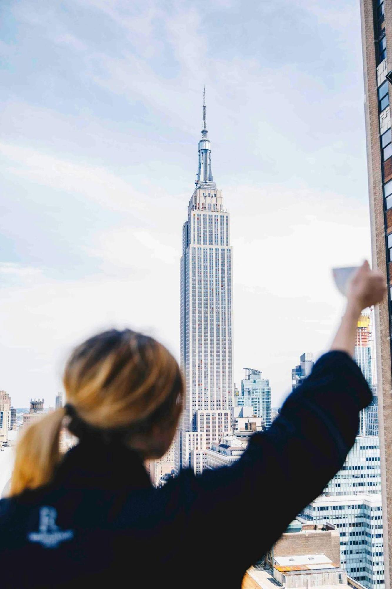 Renaissance New York Midtown Hotel Экстерьер фото